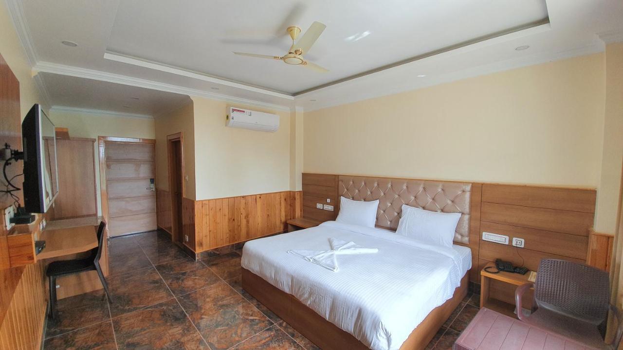 Nomadic Inn Dharamshala Exterior photo